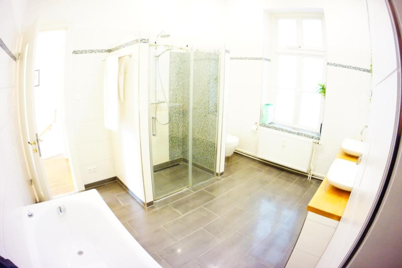 Grosszuegige Altbauwohnung In Bestlage Хамбург Екстериор снимка