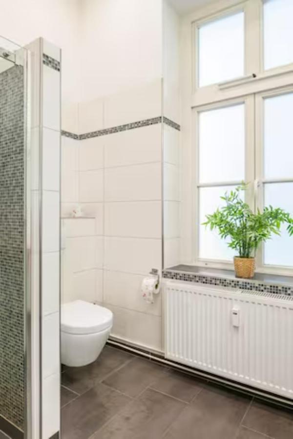 Grosszuegige Altbauwohnung In Bestlage Хамбург Екстериор снимка