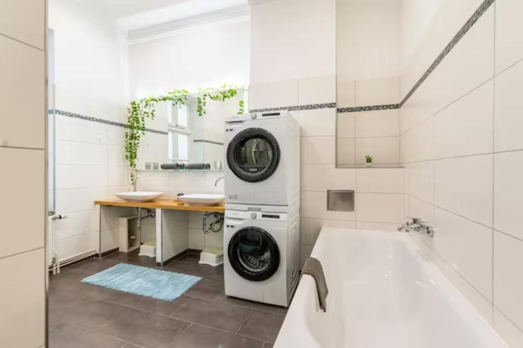 Grosszuegige Altbauwohnung In Bestlage Хамбург Екстериор снимка